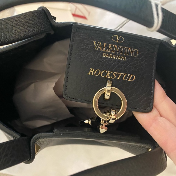 Valentino Garavani Small Rockstud Leather black Tote. - Picture 6 of 16